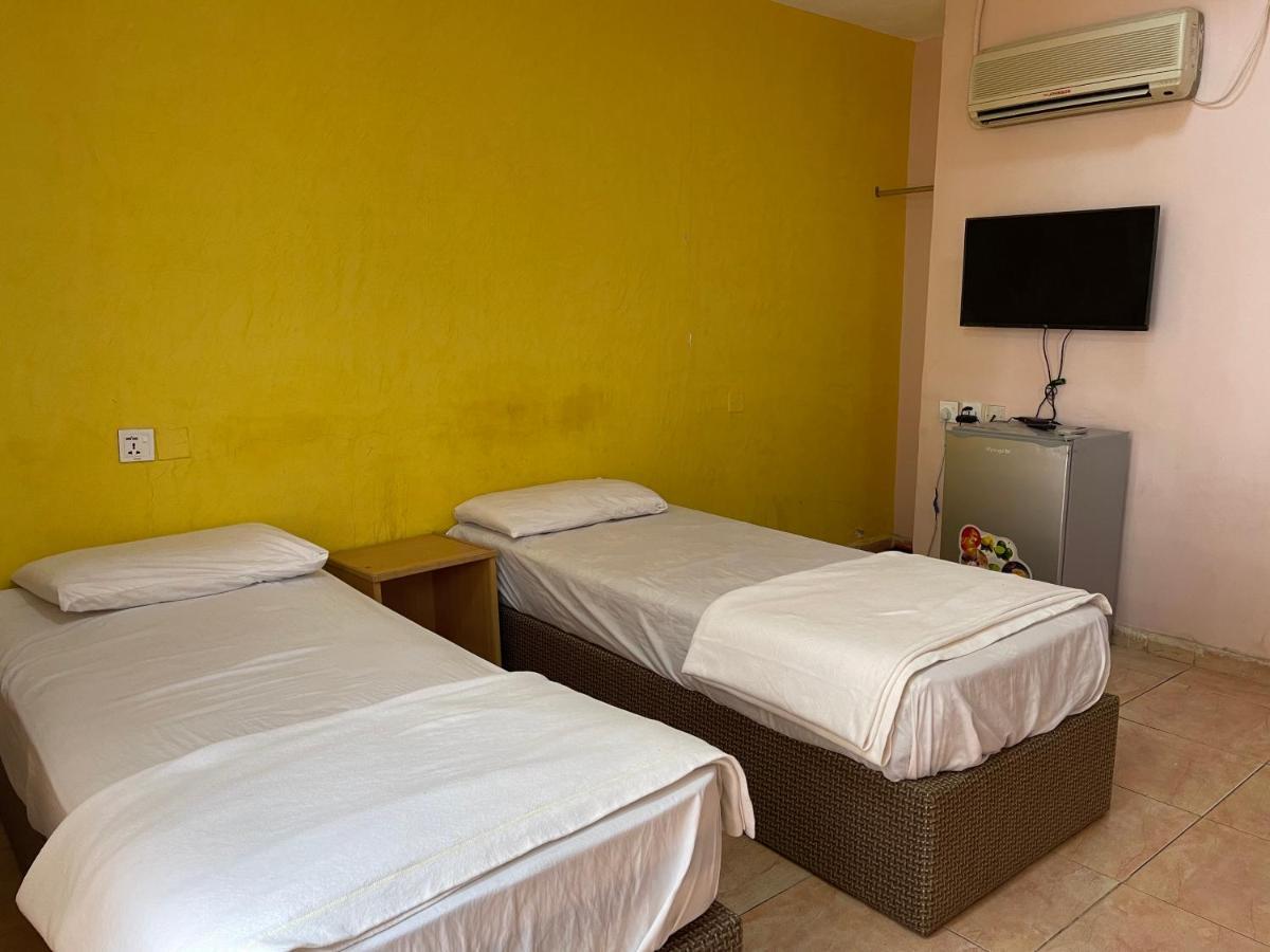 Hotel فندق شاطى القمر-Moon Beach Aqaba Esterno foto