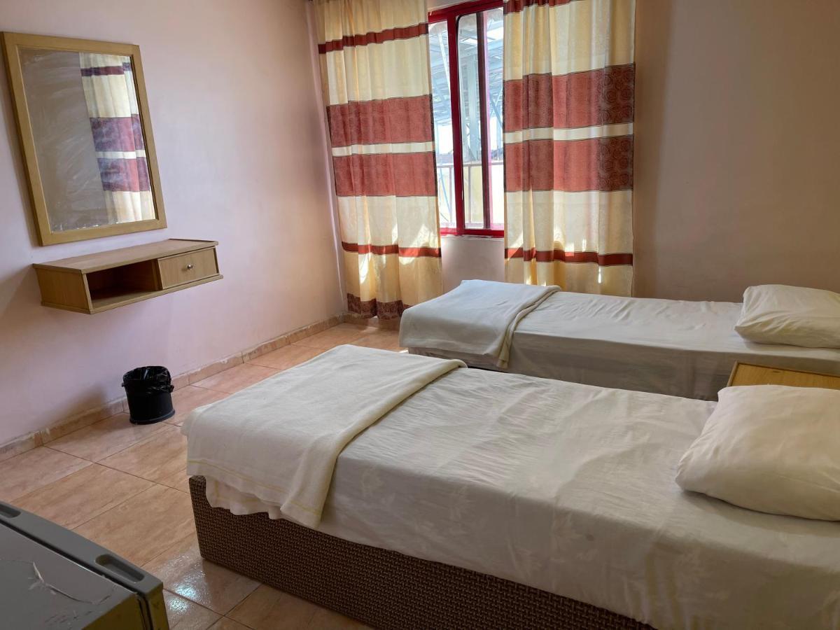 Hotel فندق شاطى القمر-Moon Beach Aqaba Esterno foto